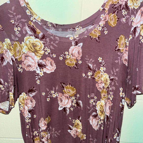 Maurice’s 24/7 tee - Picture 1 of 1